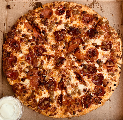 Photo of Bro's Pizza & Wings - 429 Glendale Ave, St. Catharines, ON L2P 3Y1
